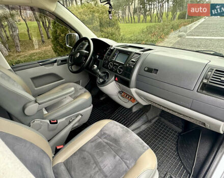 Сірий Фольксваген Transporter, об'ємом двигуна 1.9 л та пробігом 401 тис. км за 9000 $, фото 7 на Automoto.ua