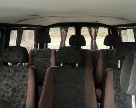 Серый Фольксваген Transporter, объемом двигателя 2.5 л и пробегом 376 тыс. км за 9000 $, фото 7 на Automoto.ua