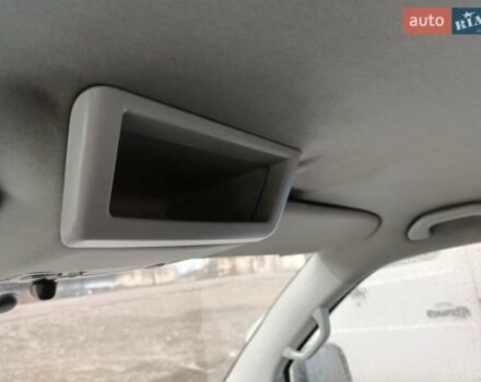 Серый Фольксваген Transporter, объемом двигателя 1.9 л и пробегом 300 тыс. км за 10000 $, фото 16 на Automoto.ua