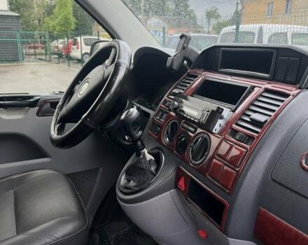 Серый Фольксваген Transporter, объемом двигателя 2.5 л и пробегом 282 тыс. км за 8400 $, фото 6 на Automoto.ua