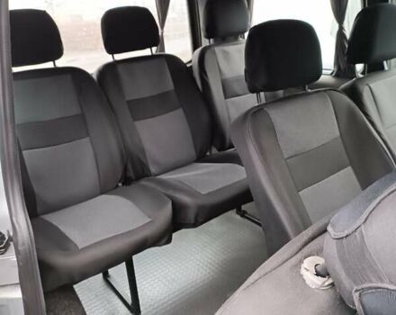 Серый Фольксваген Transporter, объемом двигателя 1.9 л и пробегом 300 тыс. км за 10000 $, фото 8 на Automoto.ua