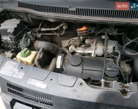 Сірий Фольксваген Transporter, об'ємом двигуна 1.9 л та пробігом 440 тис. км за 9700 $, фото 26 на Automoto.ua