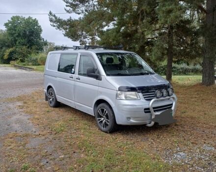 Серый Фольксваген Transporter, объемом двигателя 2.5 л и пробегом 340 тыс. км за 6000 $, фото 2 на Automoto.ua