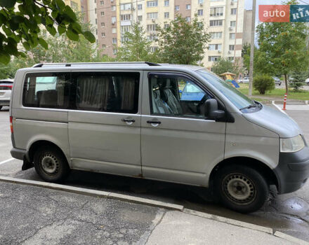 Сірий Фольксваген Transporter, об'ємом двигуна 1.9 л та пробігом 320 тис. км за 12000 $, фото 1 на Automoto.ua