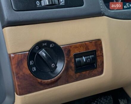 Серый Фольксваген Transporter, объемом двигателя 2.5 л и пробегом 234 тыс. км за 11955 $, фото 41 на Automoto.ua