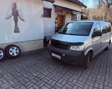 Серый Фольксваген Transporter, объемом двигателя 2.46 л и пробегом 330 тыс. км за 9000 $, фото 1 на Automoto.ua