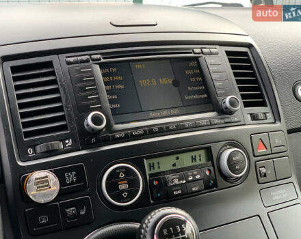 Серый Фольксваген Transporter, объемом двигателя 2.5 л и пробегом 352 тыс. км за 14455 $, фото 49 на Automoto.ua