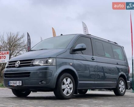 Серый Фольксваген Transporter, объемом двигателя 2.5 л и пробегом 234 тыс. км за 11955 $, фото 2 на Automoto.ua