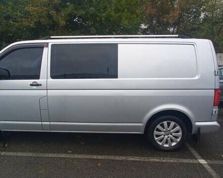 Серый Фольксваген Transporter, объемом двигателя 1.97 л и пробегом 245 тыс. км за 16000 $, фото 2 на Automoto.ua