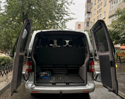 Серый Фольксваген Transporter, объемом двигателя 1.97 л и пробегом 282 тыс. км за 13500 $, фото 5 на Automoto.ua
