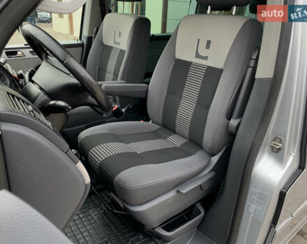 Серый Фольксваген Transporter, объемом двигателя 2.5 л и пробегом 352 тыс. км за 14455 $, фото 24 на Automoto.ua