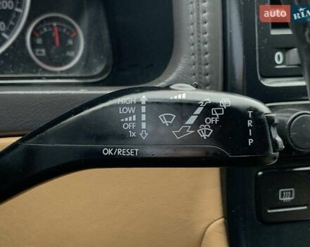 Серый Фольксваген Transporter, объемом двигателя 2.5 л и пробегом 234 тыс. км за 11955 $, фото 46 на Automoto.ua