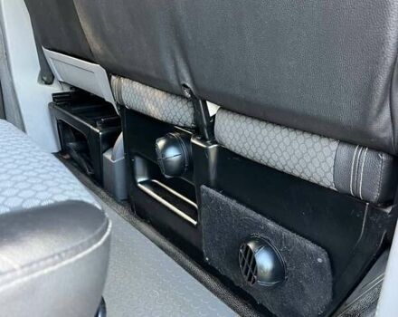 Серый Фольксваген Transporter, объемом двигателя 2.5 л и пробегом 370 тыс. км за 9500 $, фото 21 на Automoto.ua