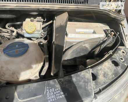 Сірий Фольксваген Transporter, об'ємом двигуна 2.46 л та пробігом 325 тис. км за 10300 $, фото 26 на Automoto.ua