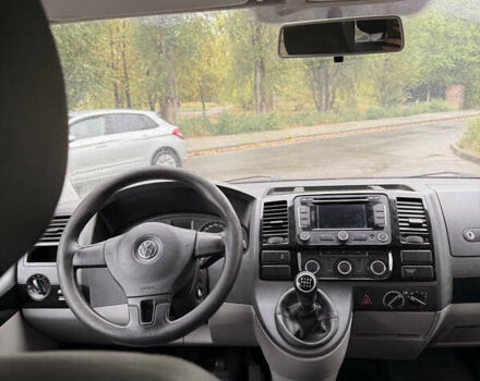 Серый Фольксваген Transporter, объемом двигателя 1.97 л и пробегом 282 тыс. км за 13500 $, фото 10 на Automoto.ua