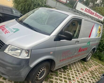 Серый Фольксваген Transporter, объемом двигателя 1.9 л и пробегом 190 тыс. км за 3483 $, фото 1 на Automoto.ua