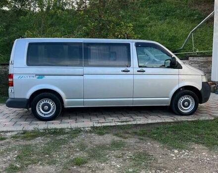 Серый Фольксваген Transporter, объемом двигателя 2.5 л и пробегом 370 тыс. км за 9500 $, фото 4 на Automoto.ua