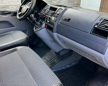 Серый Фольксваген Transporter, объемом двигателя 2.5 л и пробегом 370 тыс. км за 9500 $, фото 24 на Automoto.ua