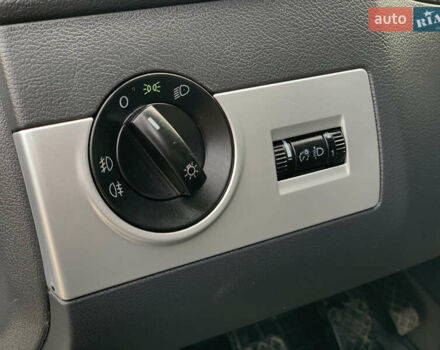 Серый Фольксваген Transporter, объемом двигателя 2.5 л и пробегом 352 тыс. км за 14455 $, фото 45 на Automoto.ua