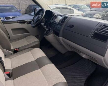 Сірий Фольксваген Transporter, об'ємом двигуна 1.97 л та пробігом 252 тис. км за 15000 $, фото 14 на Automoto.ua