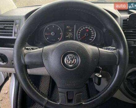 Сірий Фольксваген Transporter, об'ємом двигуна 1.97 л та пробігом 252 тис. км за 15000 $, фото 16 на Automoto.ua