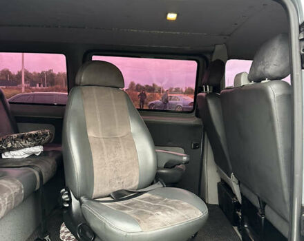 Серый Фольксваген Transporter, объемом двигателя 1.97 л и пробегом 320 тыс. км за 13200 $, фото 6 на Automoto.ua