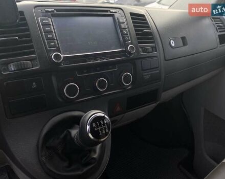 Сірий Фольксваген Transporter, об'ємом двигуна 1.97 л та пробігом 252 тис. км за 15000 $, фото 19 на Automoto.ua