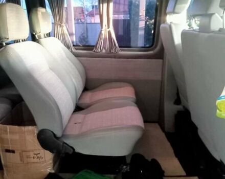 Сірий Фольксваген Transporter, об'ємом двигуна 1.97 л та пробігом 318 тис. км за 13500 $, фото 10 на Automoto.ua