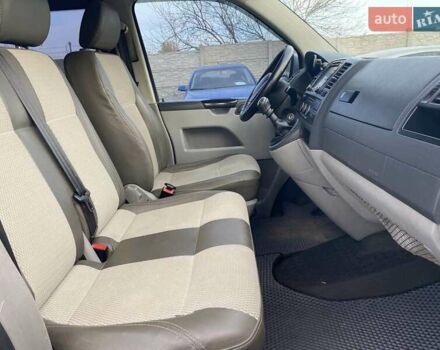 Сірий Фольксваген Transporter, об'ємом двигуна 1.97 л та пробігом 252 тис. км за 15000 $, фото 15 на Automoto.ua