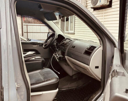 Серый Фольксваген Transporter, объемом двигателя 1.97 л и пробегом 338 тыс. км за 10700 $, фото 14 на Automoto.ua