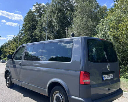 Серый Фольксваген Transporter, объемом двигателя 1.97 л и пробегом 330 тыс. км за 12500 $, фото 3 на Automoto.ua