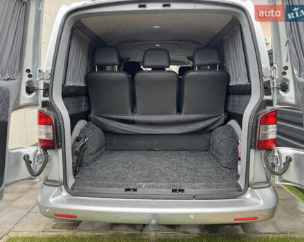 Серый Фольксваген Transporter, объемом двигателя 1.97 л и пробегом 260 тыс. км за 14000 $, фото 7 на Automoto.ua