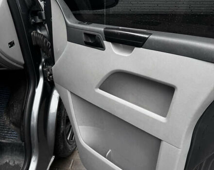 Серый Фольксваген Transporter, объемом двигателя 1.9 л и пробегом 365 тыс. км за 14500 $, фото 20 на Automoto.ua