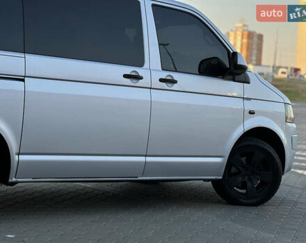 Серый Фольксваген Transporter, объемом двигателя 2 л и пробегом 190 тыс. км за 17500 $, фото 18 на Automoto.ua