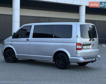 Серый Фольксваген Transporter, объемом двигателя 2 л и пробегом 190 тыс. км за 17500 $, фото 3 на Automoto.ua