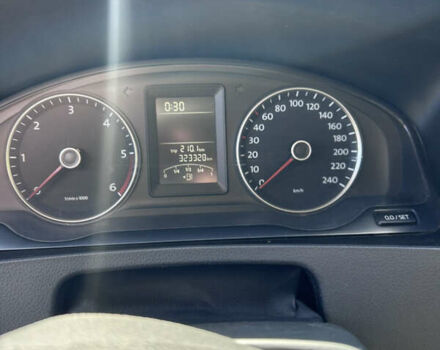 Серый Фольксваген Transporter, объемом двигателя 1.97 л и пробегом 330 тыс. км за 12500 $, фото 7 на Automoto.ua