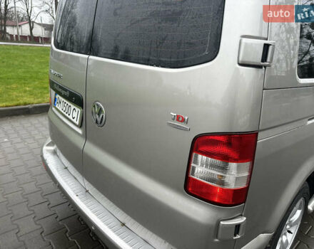 Серый Фольксваген Transporter, объемом двигателя 1.97 л и пробегом 230 тыс. км за 13900 $, фото 15 на Automoto.ua