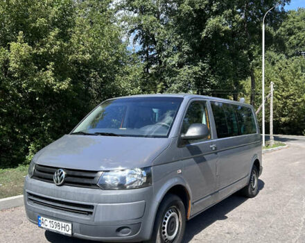 Серый Фольксваген Transporter, объемом двигателя 1.97 л и пробегом 330 тыс. км за 12500 $, фото 1 на Automoto.ua