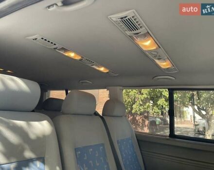 Сірий Фольксваген Transporter, об'ємом двигуна 1.97 л та пробігом 327 тис. км за 14300 $, фото 1 на Automoto.ua