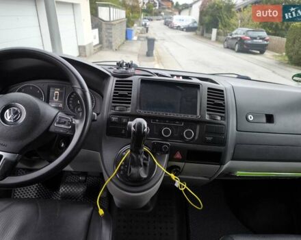 Сірий Фольксваген Transporter, об'ємом двигуна 1.97 л та пробігом 255 тис. км за 17697 $, фото 15 на Automoto.ua