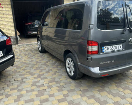 Серый Фольксваген Transporter, объемом двигателя 1.97 л и пробегом 276 тыс. км за 18500 $, фото 7 на Automoto.ua