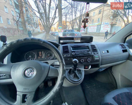 Серый Фольксваген Transporter, объемом двигателя 2 л и пробегом 365 тыс. км за 13800 $, фото 13 на Automoto.ua