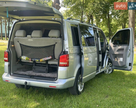 Серый Фольксваген Transporter, объемом двигателя 2 л и пробегом 321 тыс. км за 15500 $, фото 4 на Automoto.ua