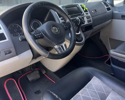 Сірий Фольксваген Transporter, об'ємом двигуна 2 л та пробігом 241 тис. км за 16000 $, фото 11 на Automoto.ua