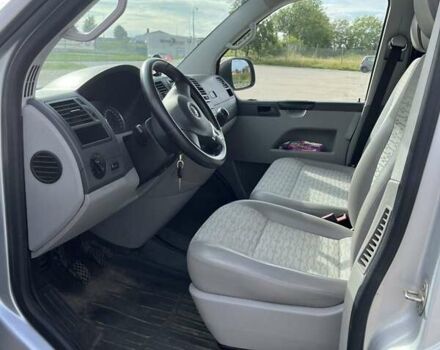 Сірий Фольксваген Transporter, об'ємом двигуна 2 л та пробігом 374 тис. км за 13000 $, фото 2 на Automoto.ua