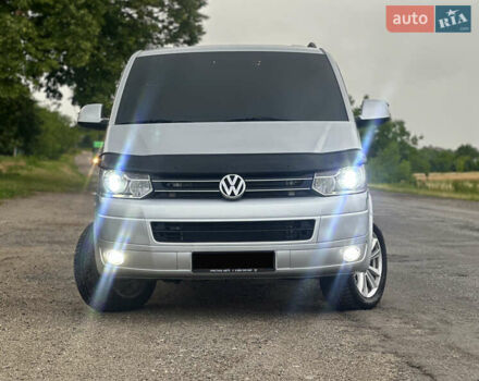 Серый Фольксваген Transporter, объемом двигателя 2 л и пробегом 321 тыс. км за 15500 $, фото 1 на Automoto.ua