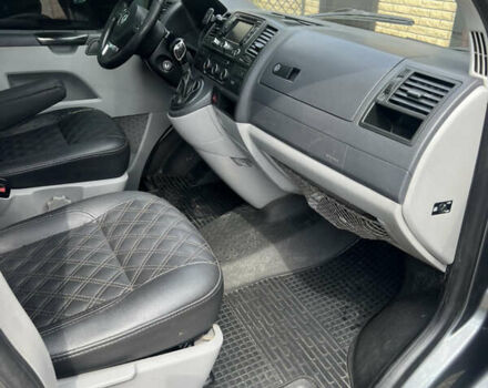 Серый Фольксваген Transporter, объемом двигателя 1.97 л и пробегом 276 тыс. км за 18500 $, фото 21 на Automoto.ua