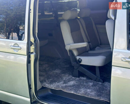 Серый Фольксваген Transporter, объемом двигателя 2 л и пробегом 321 тыс. км за 15500 $, фото 7 на Automoto.ua