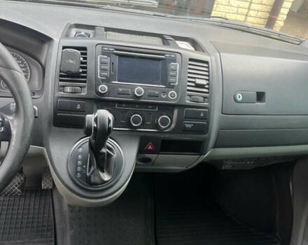 Серый Фольксваген Transporter, объемом двигателя 1.97 л и пробегом 276 тыс. км за 18500 $, фото 13 на Automoto.ua