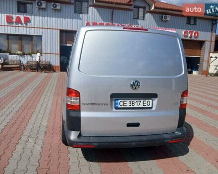 Серый Фольксваген Transporter, объемом двигателя 1.97 л и пробегом 277 тыс. км за 14000 $, фото 2 на Automoto.ua